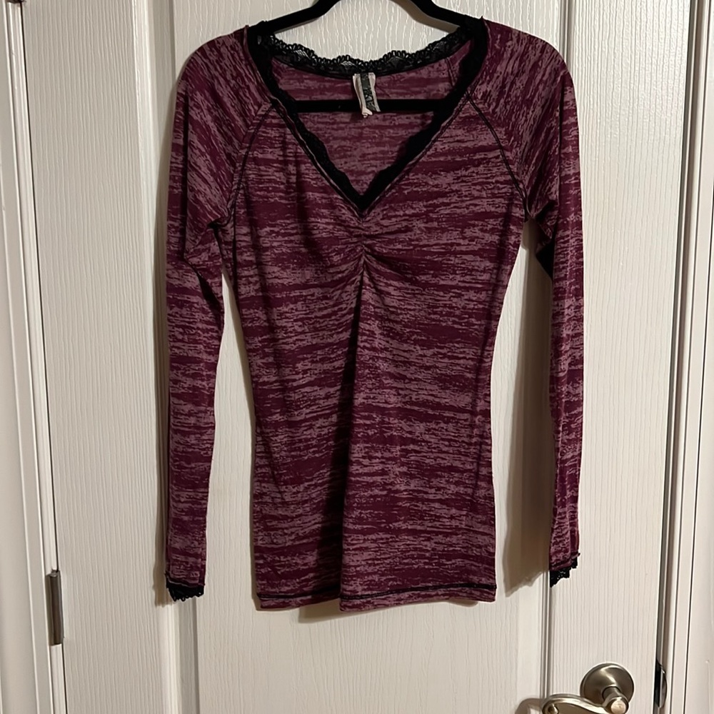 BKE long sleeved top